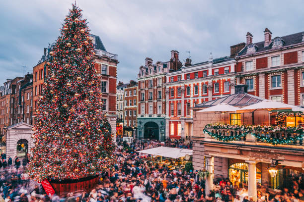 christmas in london - christmas stock pictures, royalty-free photos & images