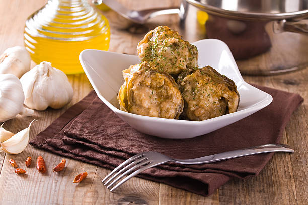 stuffed artichokes. - stuffed artichokes stock pictures, royalty-free photos & images