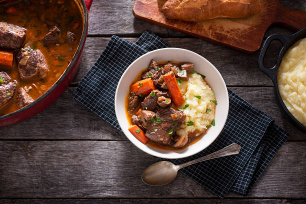 beef bourguignon - beef bourguignon stock pictures, royalty-free photos & images