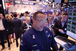 Stock market today: Losses for Big Tech pull US indexes lower
