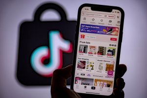 Trump will sign an order extending deadline for TikTok’s Chinese owner to sell app